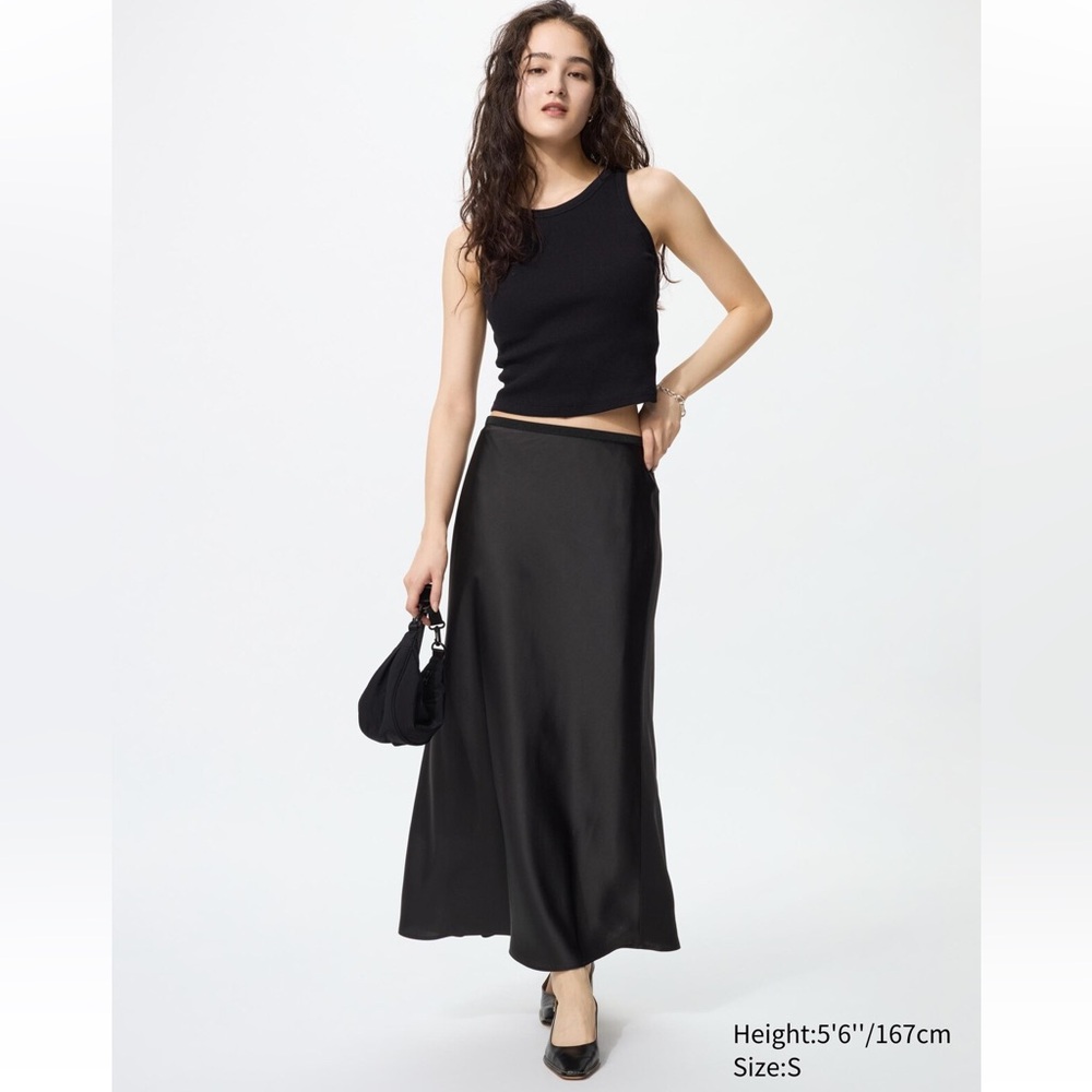 Uniqlo Satin Skirt - Size L, Olive